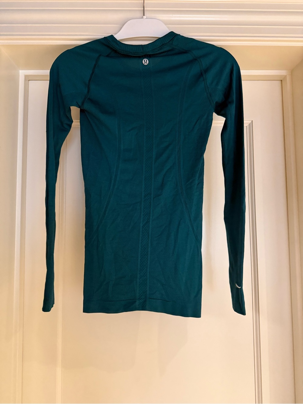 Lululemon Swiftly Tech Long sleeve Crew Top in Deep Teal size 4 - Picture 4 of 5